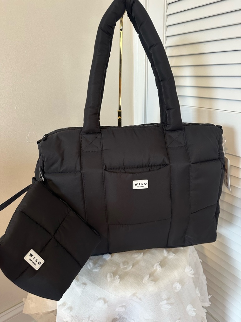NEW Wilo the Label Puffer Travel Weekender Bag w/pouch, Black, Luggage Sleeve